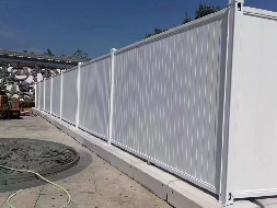 深圳寶安工地500㎡PVC圍擋當天送達，旭東圍擋批發(fā)讓采購更省心！